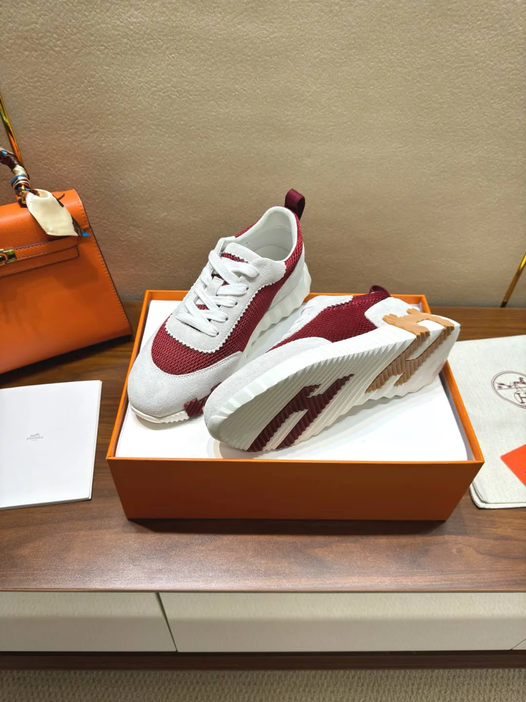 💕💕Factory direct selling price p640💕💕 Men ➕20💰Hermes 🐎24 new sports shoes 🆕 H family 2024giga new sports shoes **3cm, a real artifact, original molded outsole, very stylish and light, perfect foot feel💯 size: 34-46 (customized at 34.45.46)